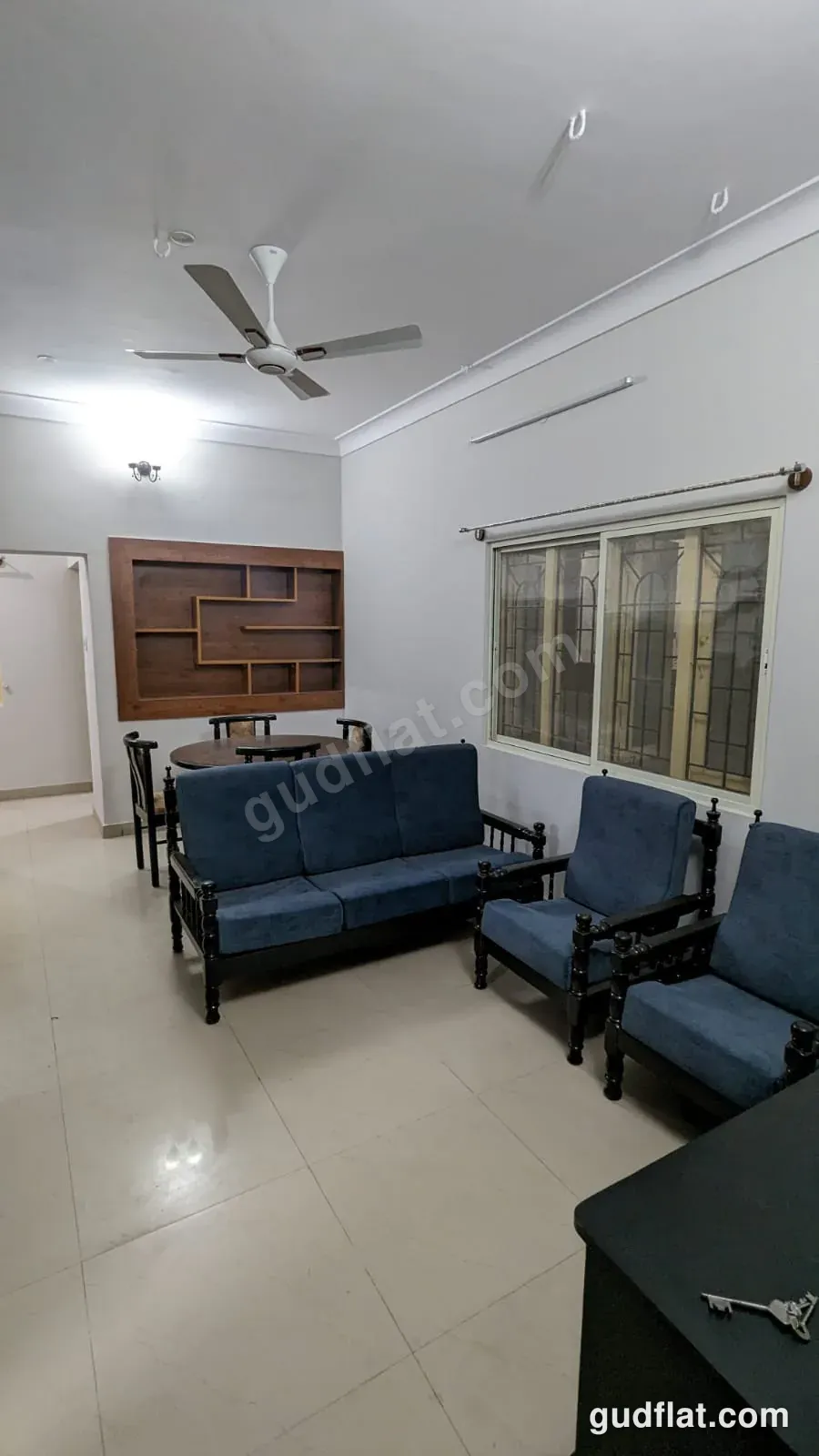 Hall / Living Room