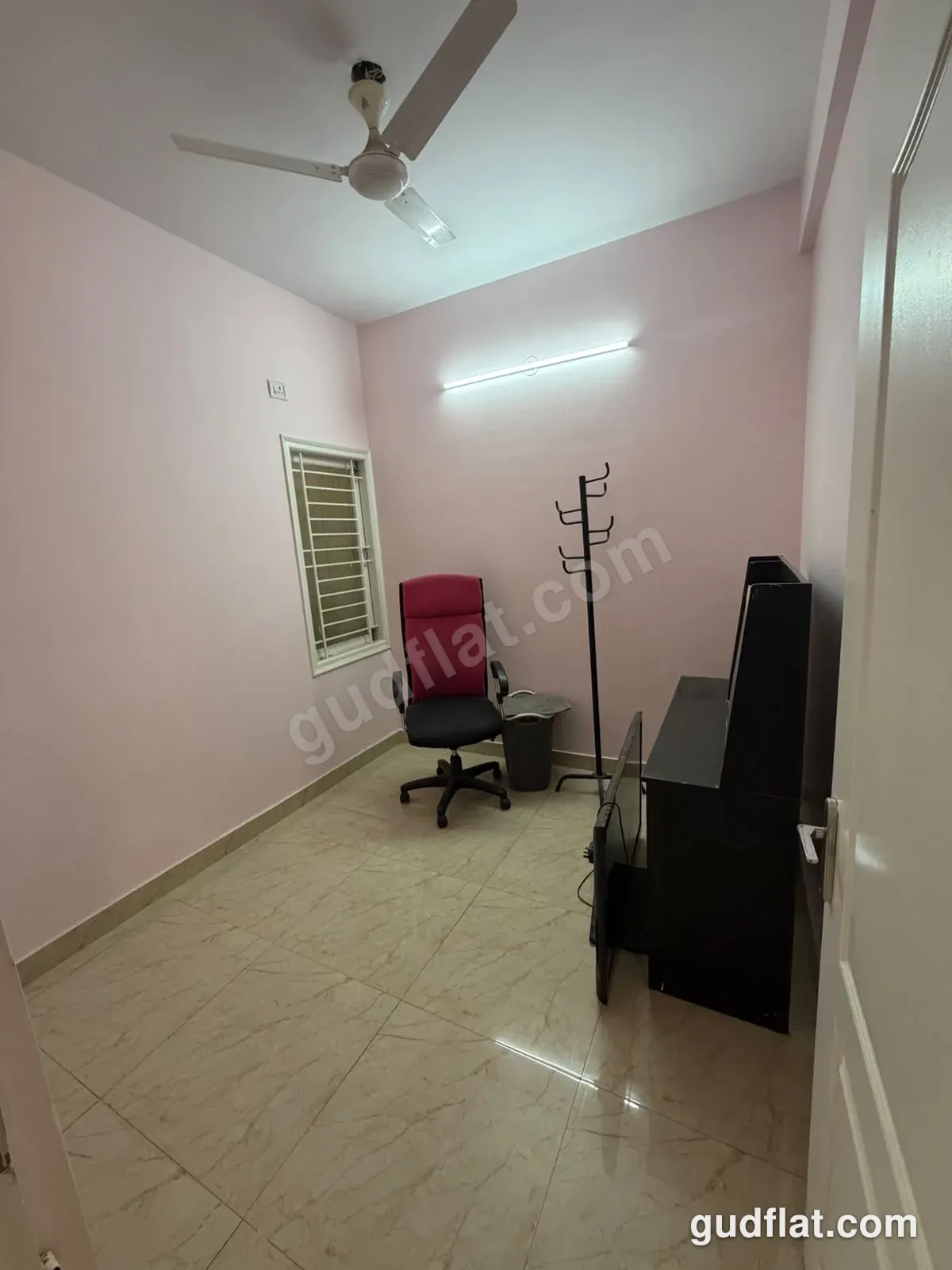 Study / Bedroom 1